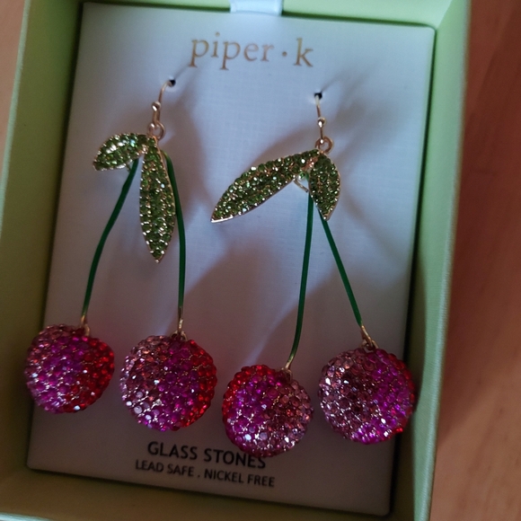 ***NIB*** Piper K Sparkling Crystal Cherries dangle earrings. - Picture 2 of 6